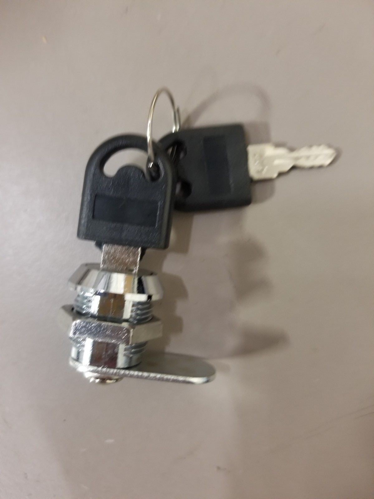BRAND NEW LOCK FOR VM-010 COIN CHANGE MACHINE