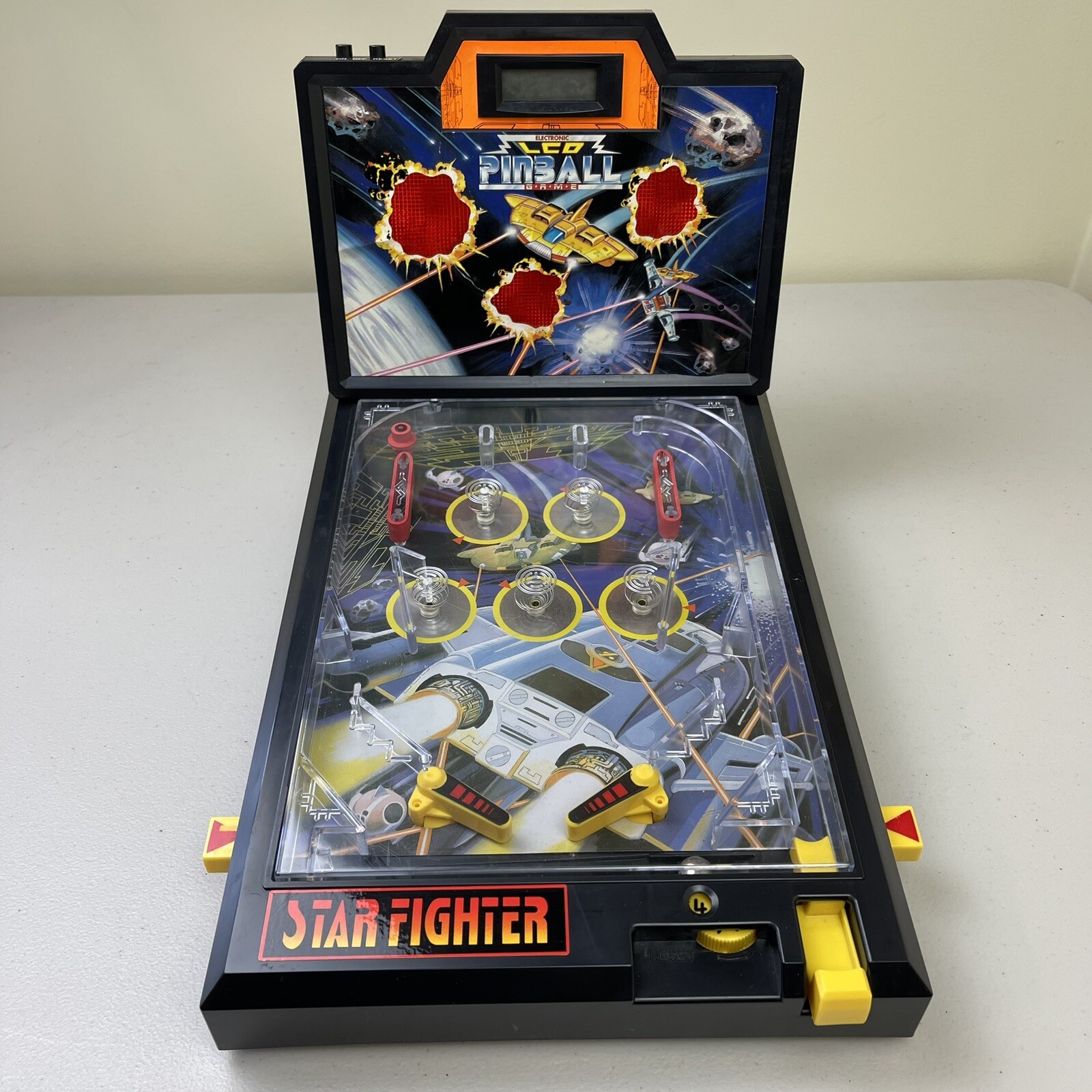 STAR FIGHTER Table Top Arcade Electronic LCD Pinball Game Vintage LCD Broken