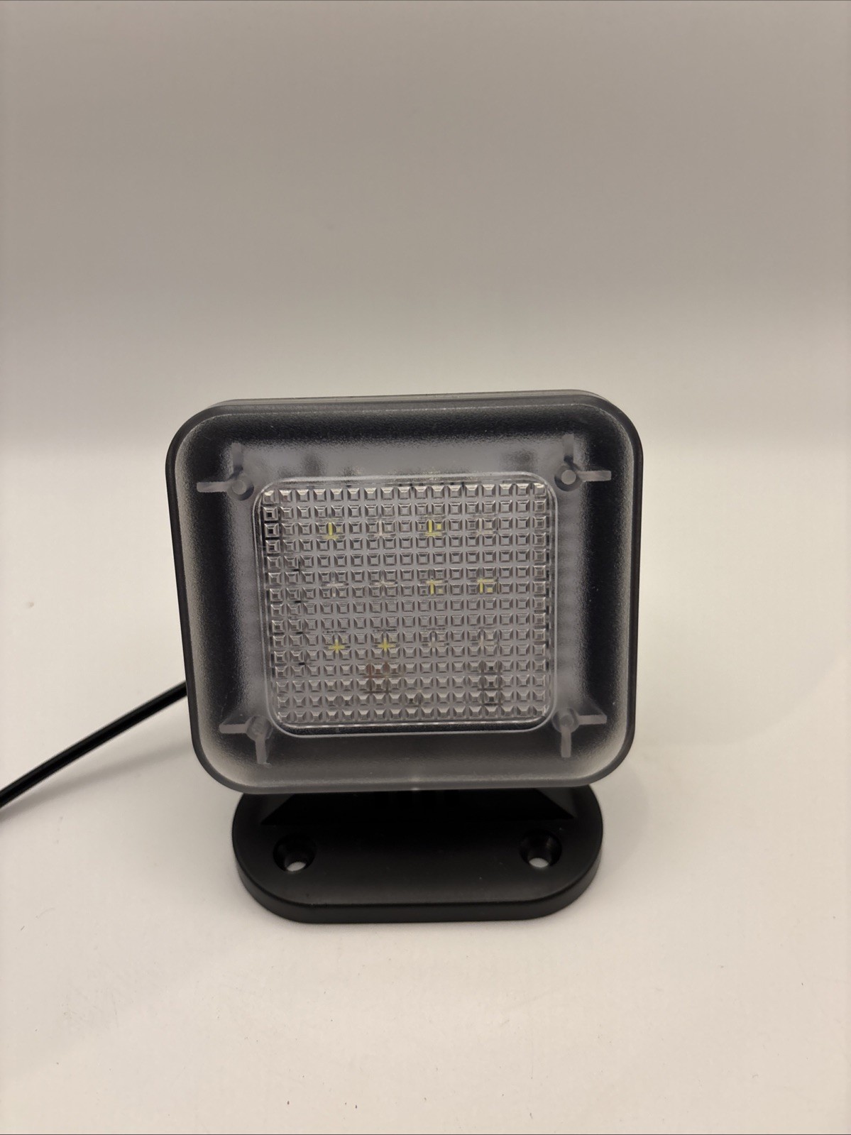 Fake TV Simulator Extra Bright LED Light & Timer (UL Certified)