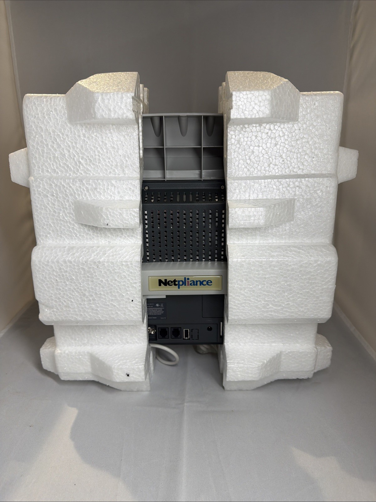VINTAGE NETPLIANCE COMPUTER I-OPENER 2001