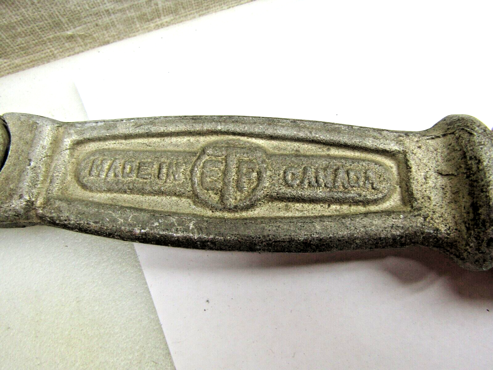 ETF No. 3775 USED Nail Puller Cast Iron Made in Canada