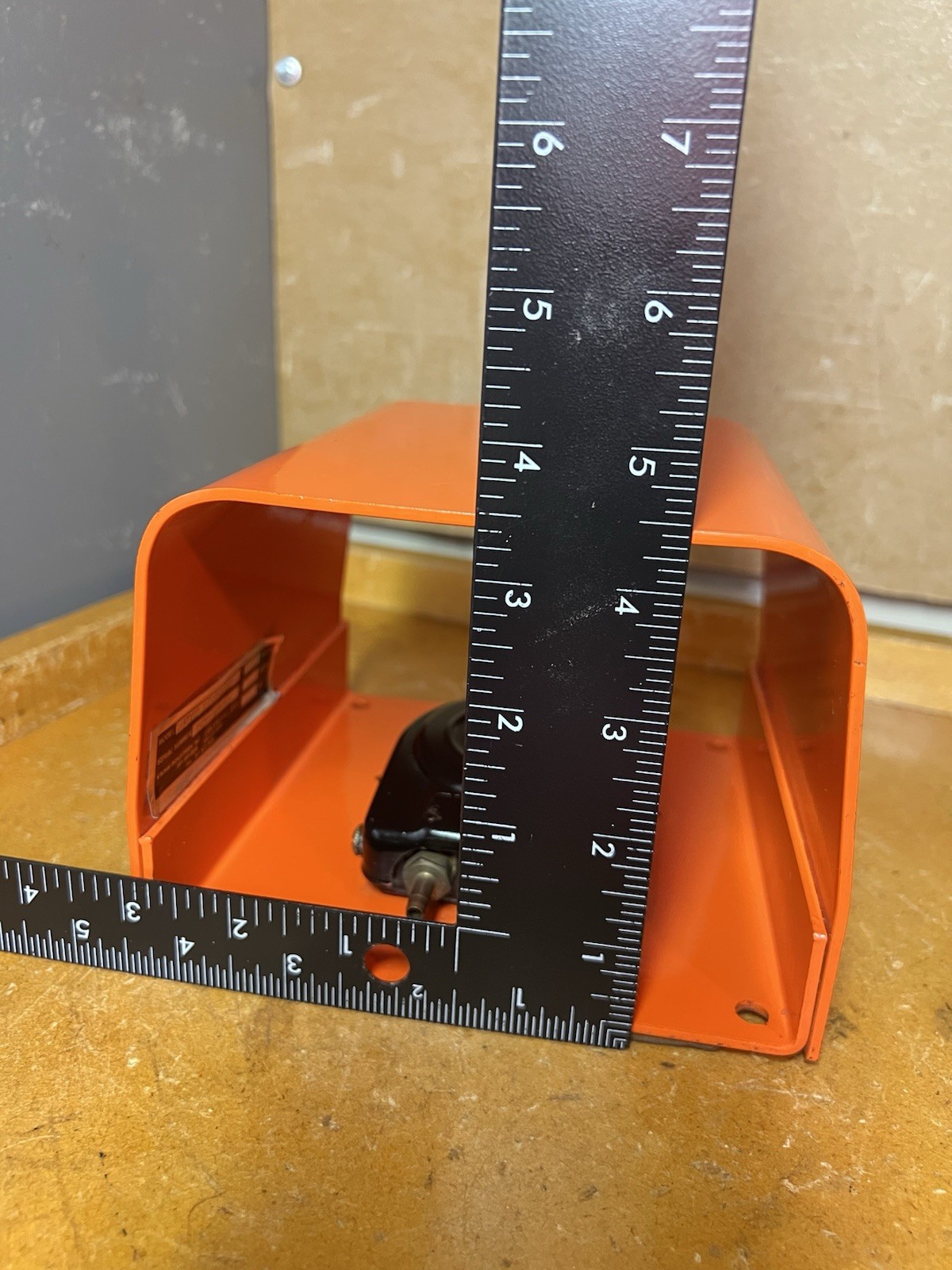 CROHN Foot Pedal Dispenser ~