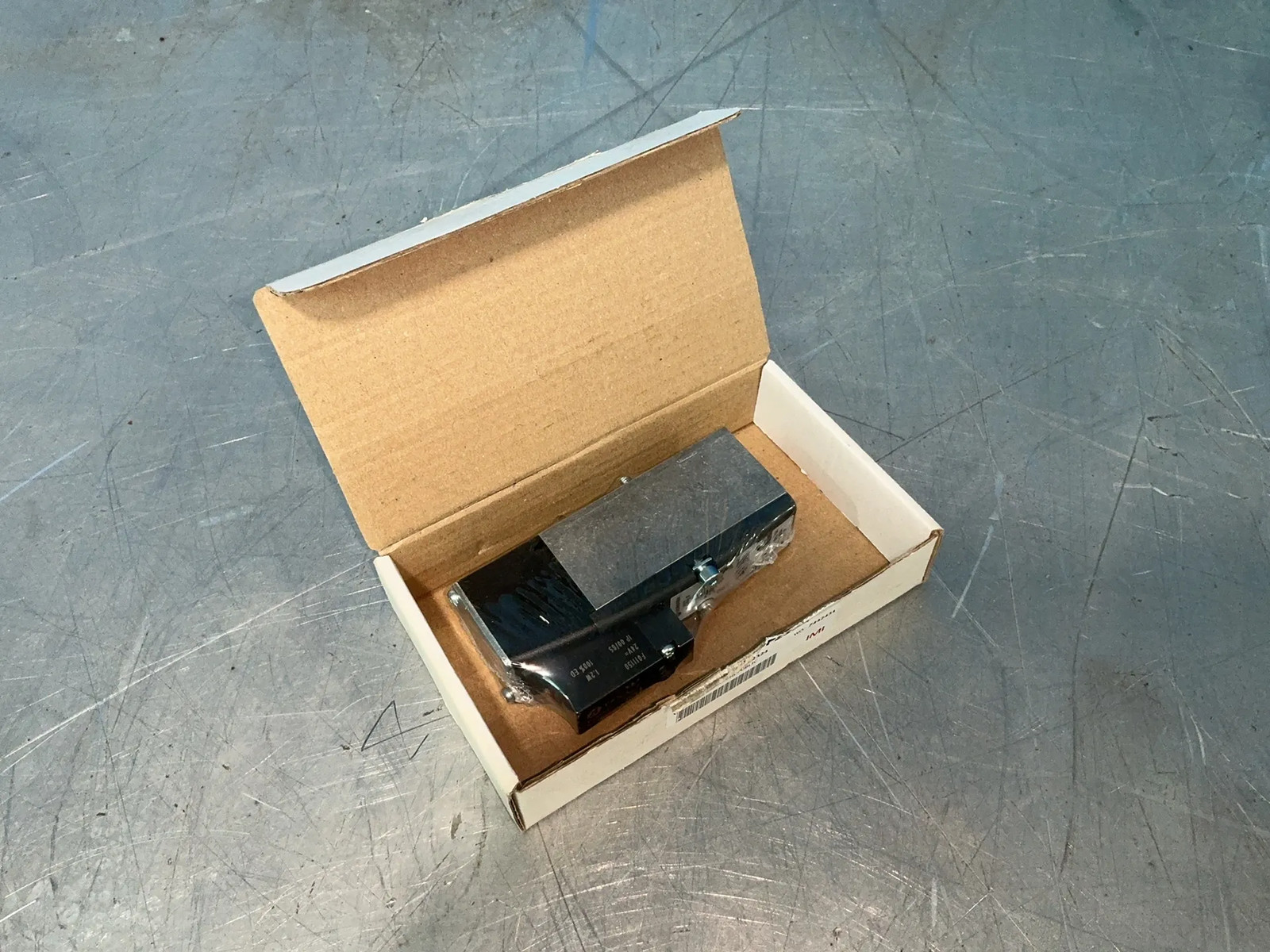 IMI SOLENOID VALVE VS26G517DF213a