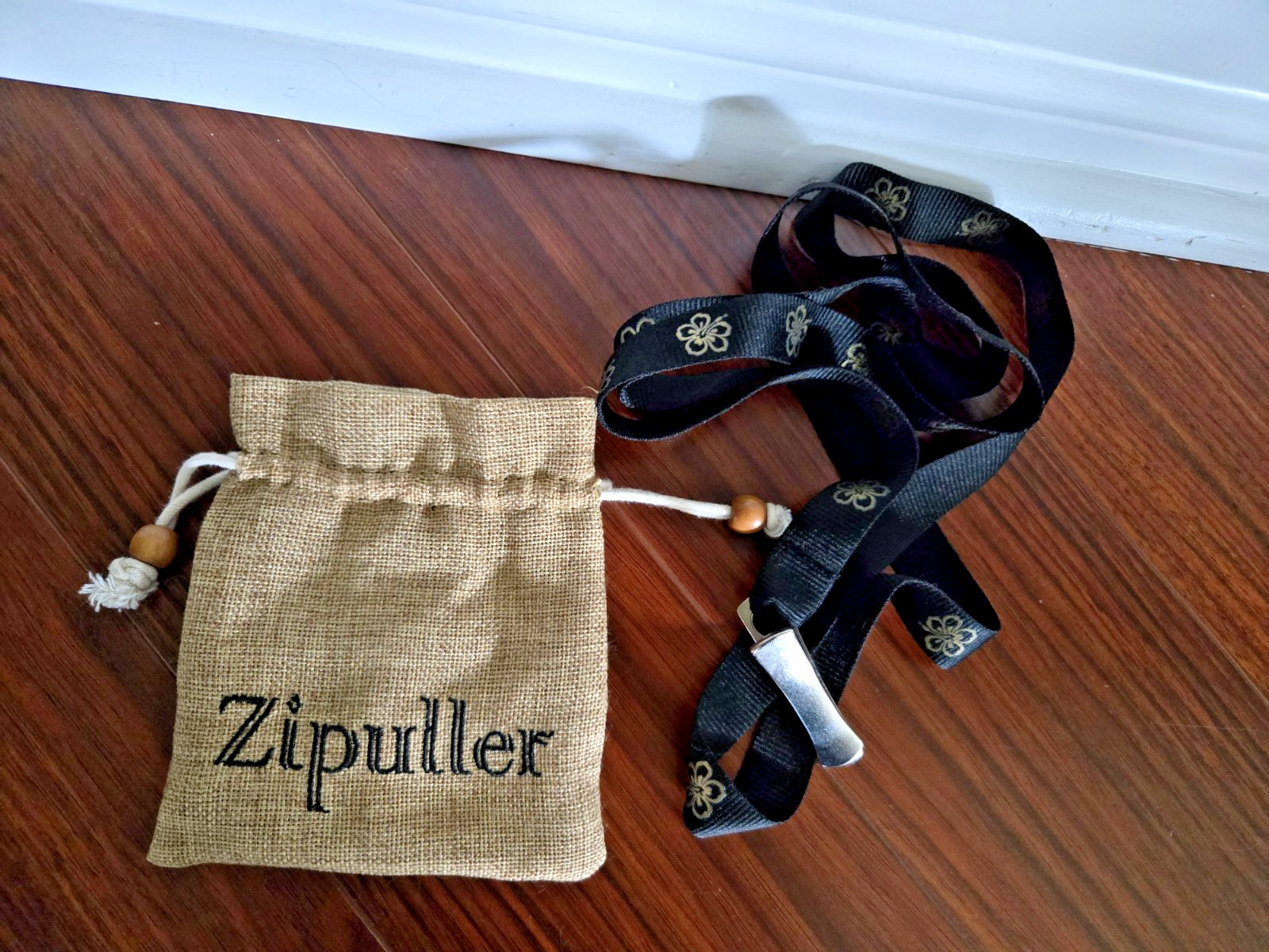Zipuller Zipper Pull Helper Assistant for Dresses, boots, etc. with storage bag