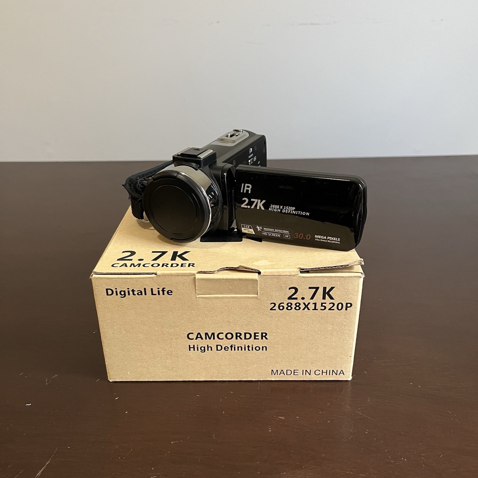 Digital Life Camcorder HD High Definition - 2.7K NEW Open Box
