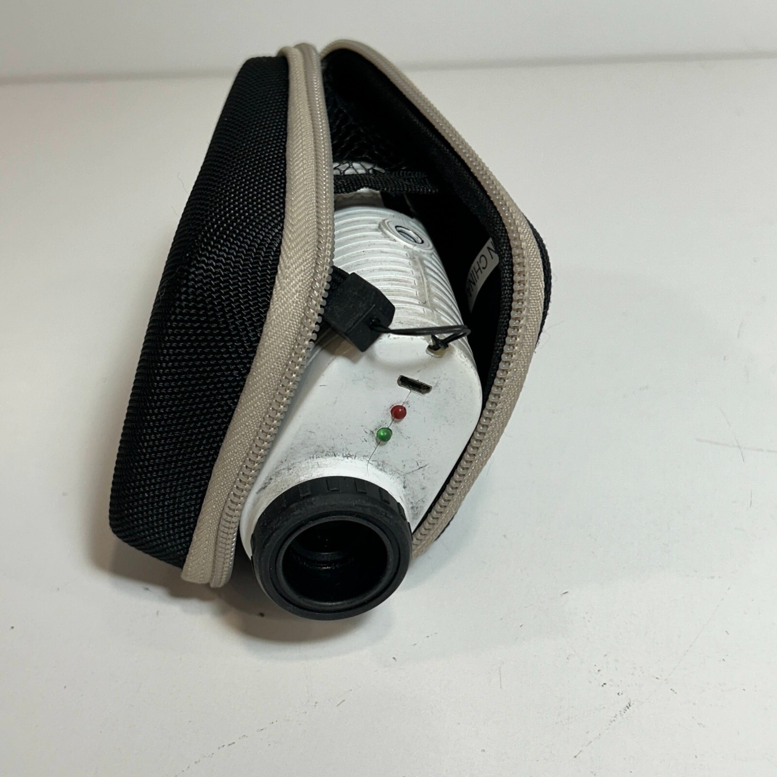 Rangefinder 1200 Yards, Saybien Range Finder  Model SS-1200 W. Case (e223)