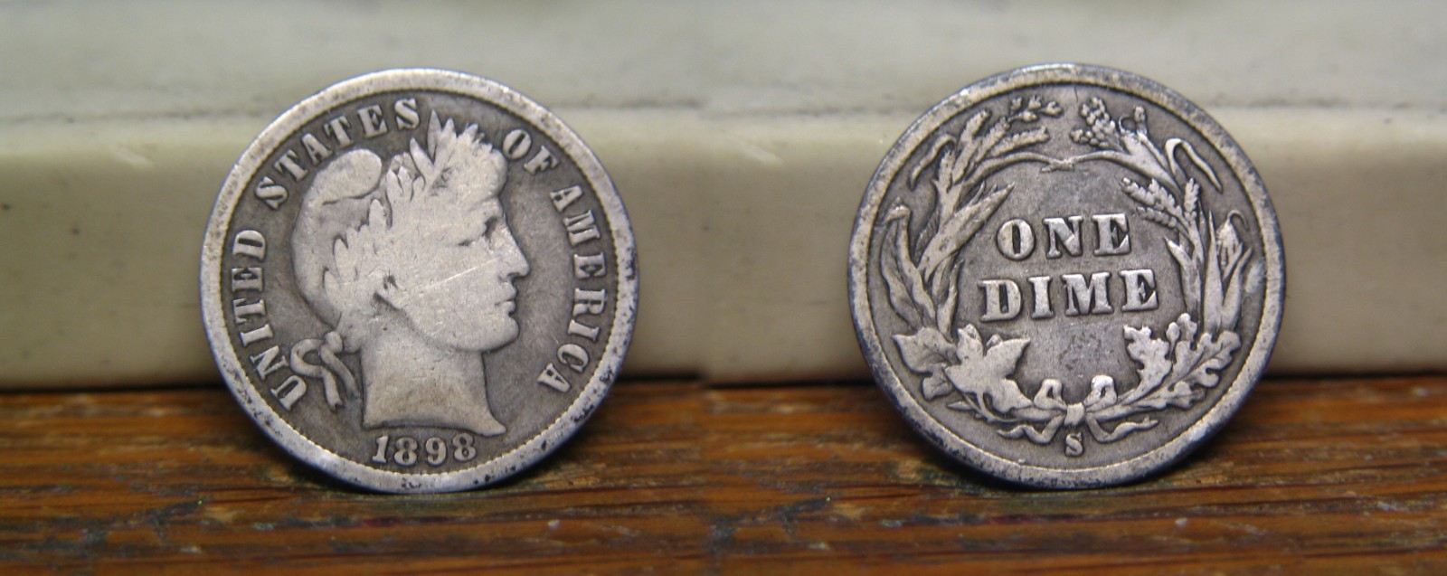 1898-S BARBER LIBERTY HEAD SILVER DIME 1898S US COIN