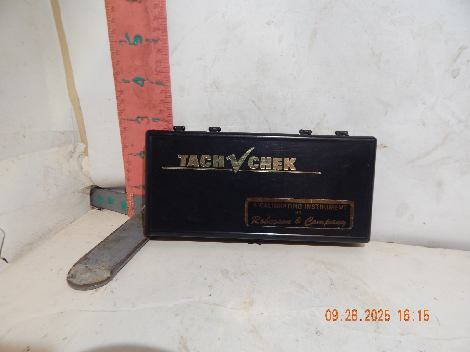 Tach Chek Calibrating Instrument by Roberson & Company - Aircraft Prop Tach Chec