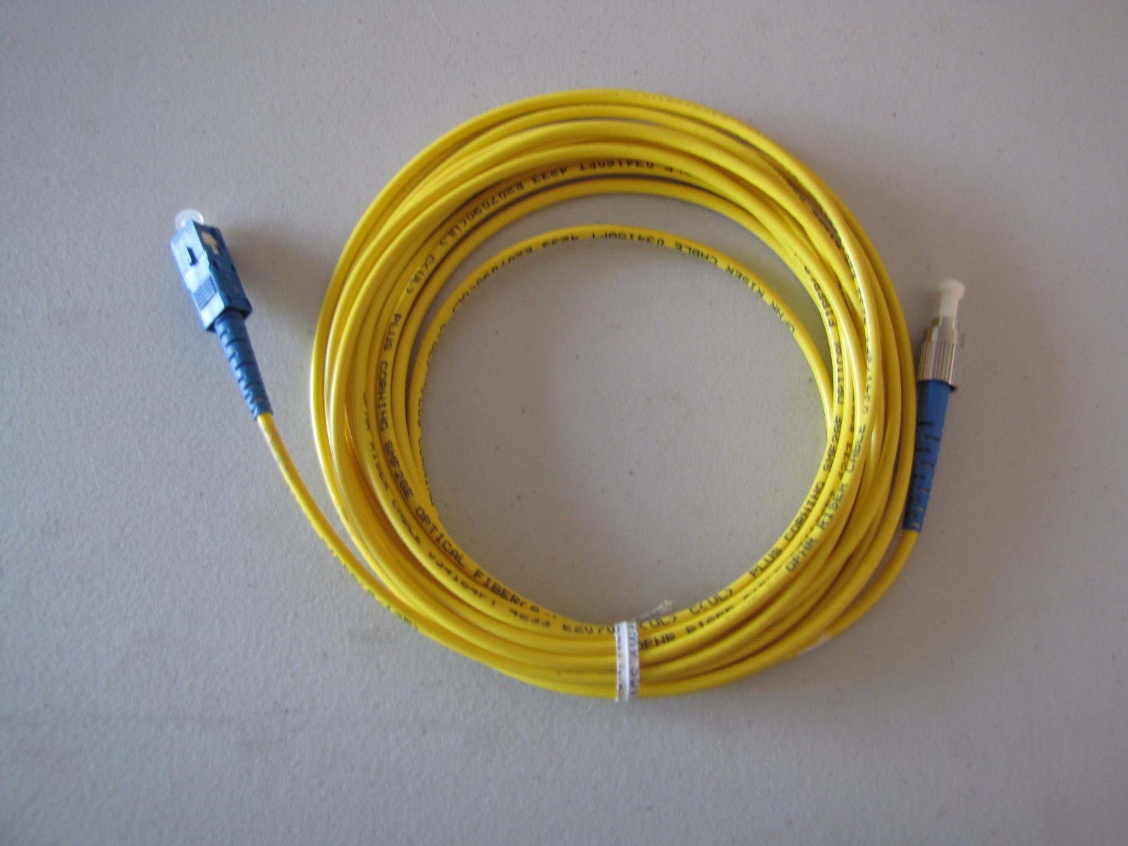 FC/UPC - SC/UPC Fiber Jumper 3.0 mm cable 5 meter