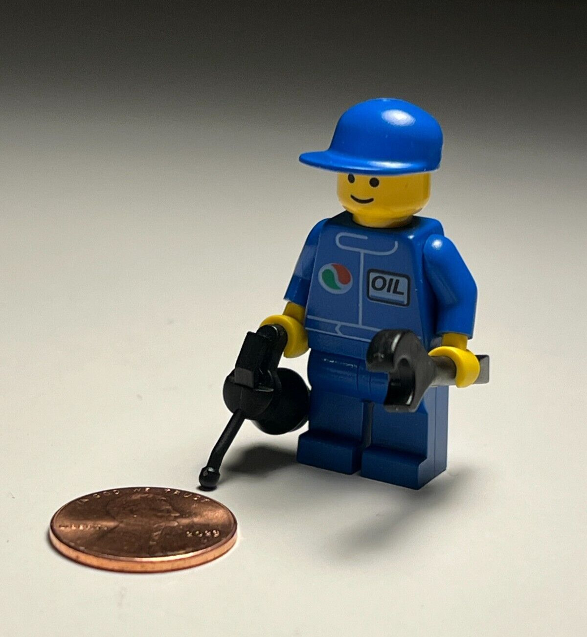 Lego CITY Vintage Octan Oil Mechanic Minfigure w/ Wrench and Oil Can Autoshop