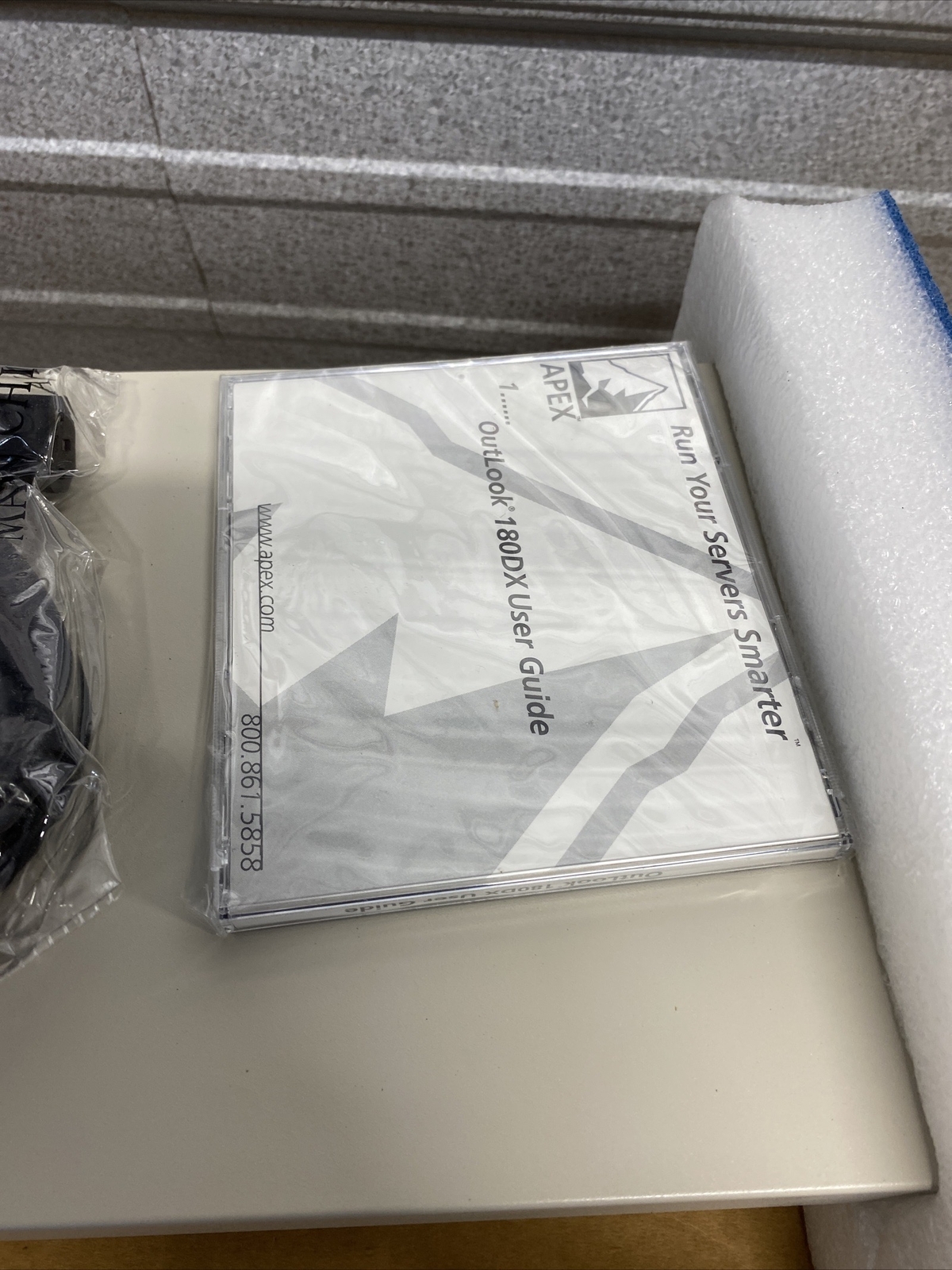 APEX Inc Outlook Model 180DX 8 Port KVM Switch Stackable