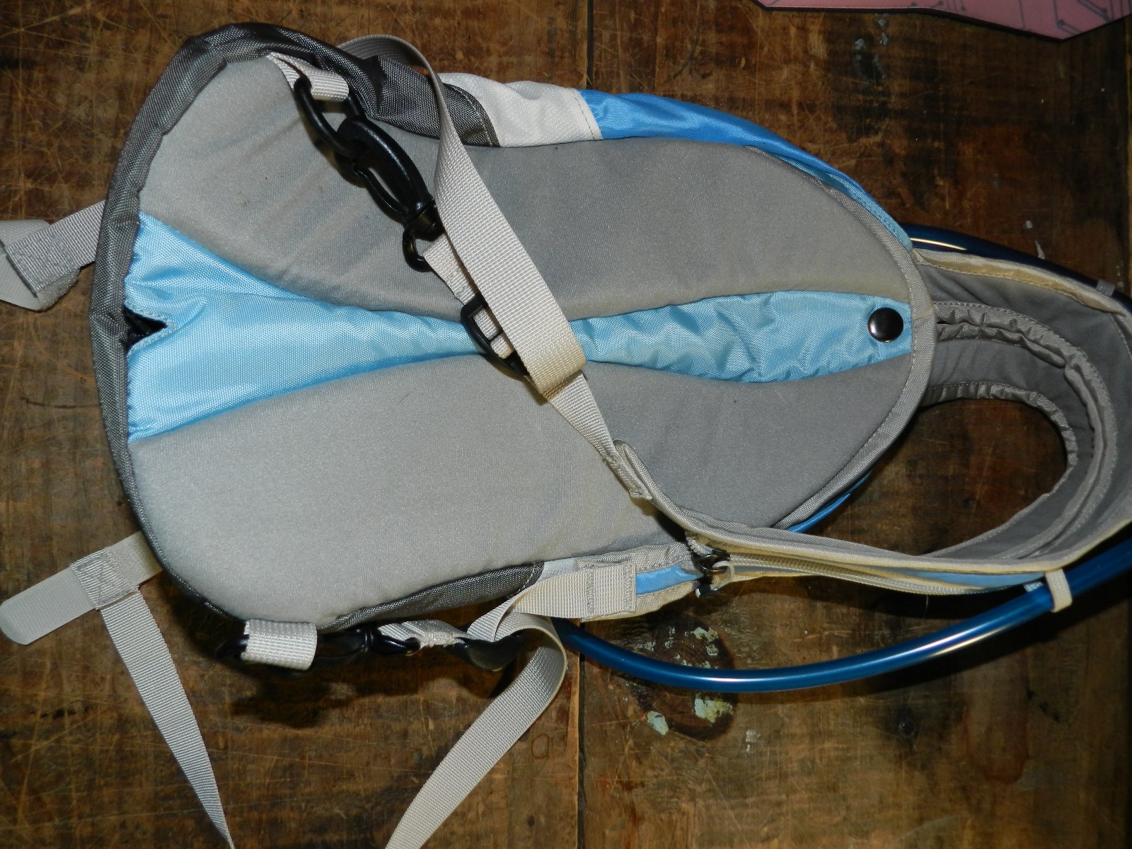 Camelbak Pixie Hydration Backpack. 1.4 Liters. 50 Oz . Short Distance Light