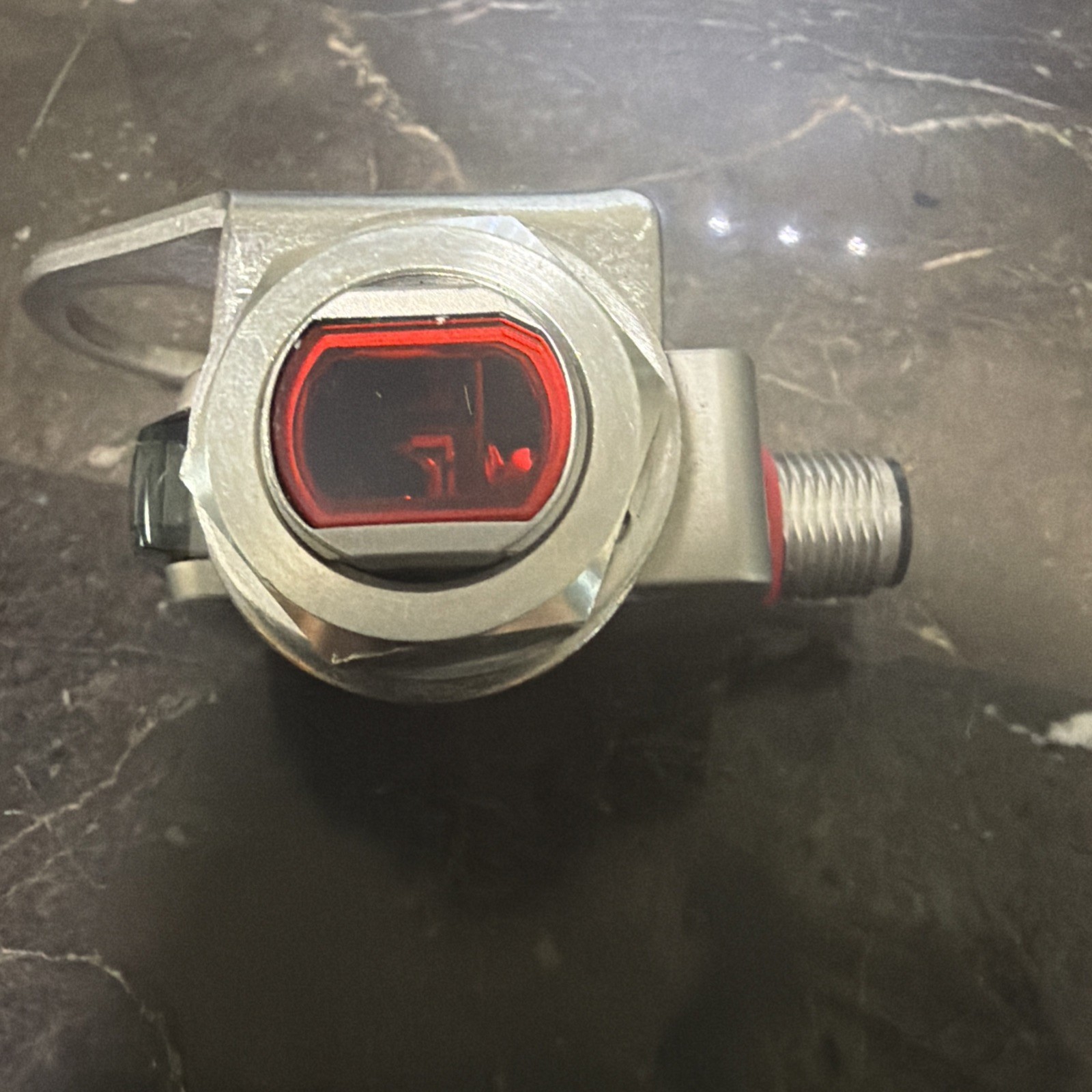 Keyence LR-ZH490CB IO-Link Laser Sensor