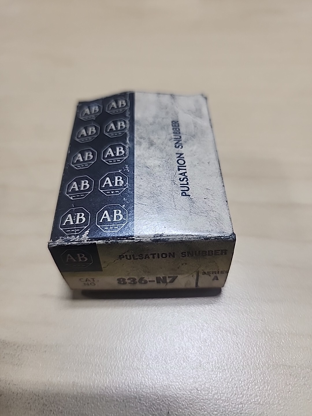 Allen Bradley, External Pulsation Snubber, 836-N7