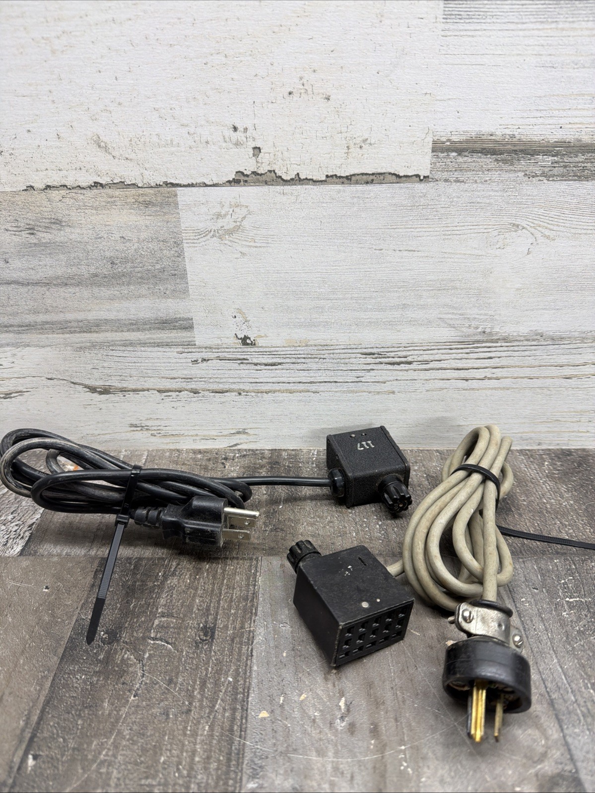 Swan 117-XC POWER CORD FOR POWER SUPPLY 2 Lot