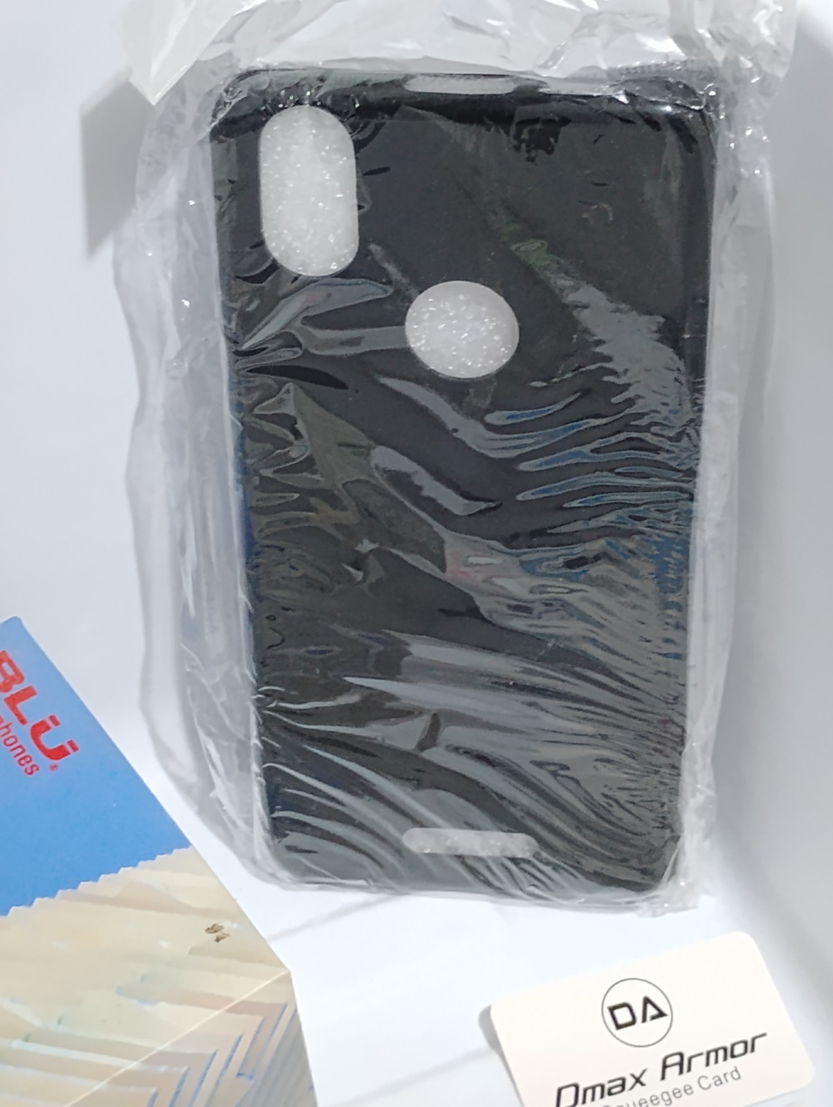 OEM 5.7" Startup Accessories Kit + Box for BLU Smartphone Model V7
