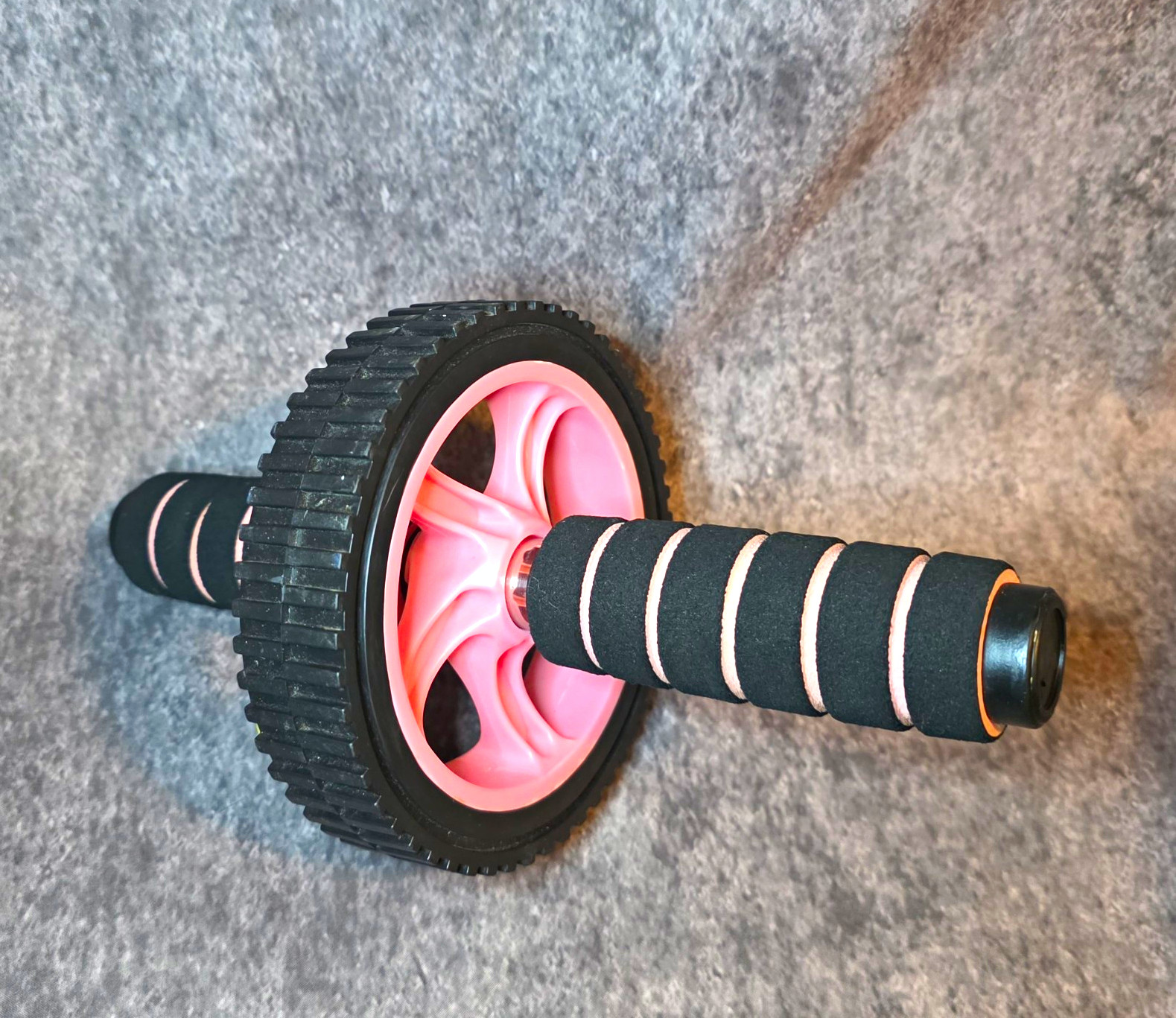 Ab Roller Wheel Black/Pink Non-Slip Padded Handles for Home Gym Training