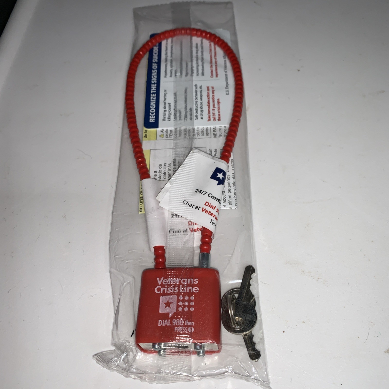 Veterans Crisis Line Gun Lock W/Keys New 15 Inch Red (M)