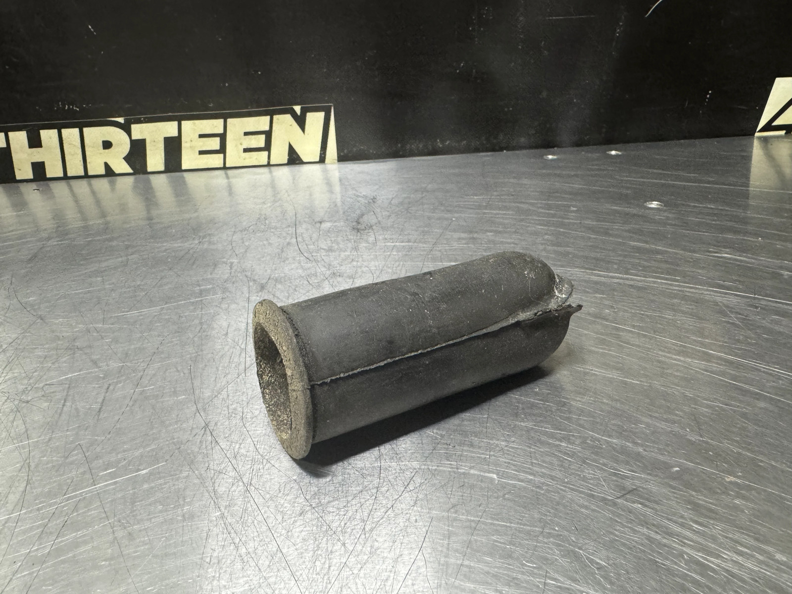 97-04 C5 CORVETTE COWL DRAIN TUBE RUBBER SEAL OEM #N339