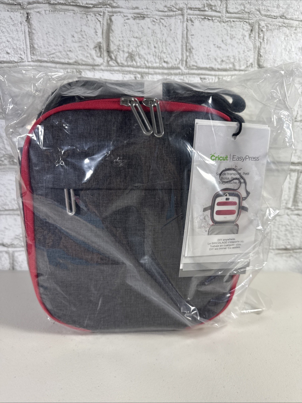 Cricut Gray Padded Easy Press 2 Tote ~ 6"x7" Small - Carrying Case NWT