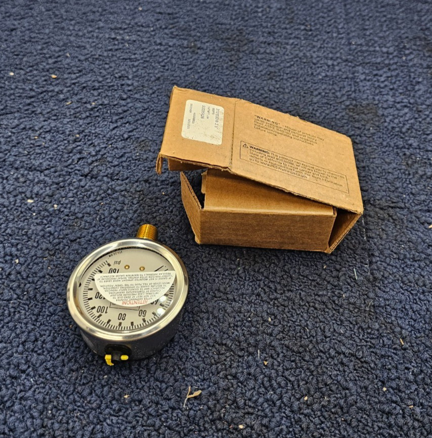 213.53DW: 2.5" Stainless Steel Pressure Gauge, 0-160PSI, 1/4" NPT 50035428