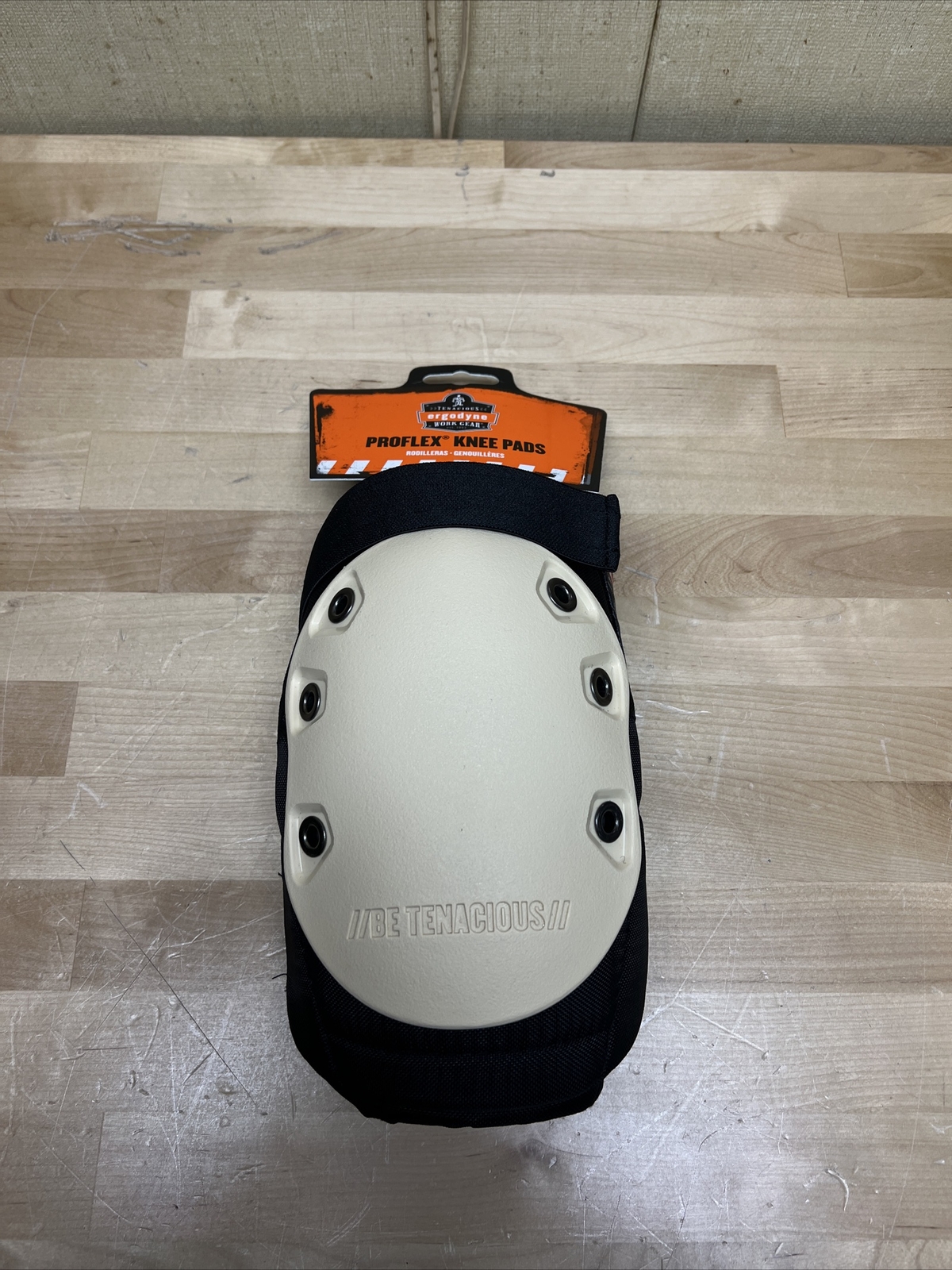 Ergodyne 18326 ProFlex 325HL Nom-Marring Knee-Pads - Rubber Cap