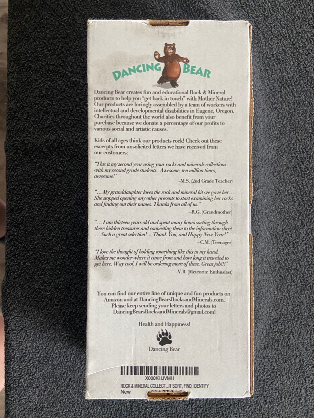 Dancing Bear 150 Piece Rock Mineral & Meteorite Activity Kit