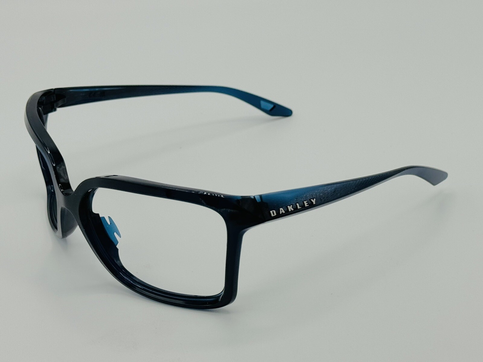 OAKLEY WOMENS WILDRYE SUNGLASSES TRANSLUCENT BLUE REPLACEMENT FRAME AUTHENTIC