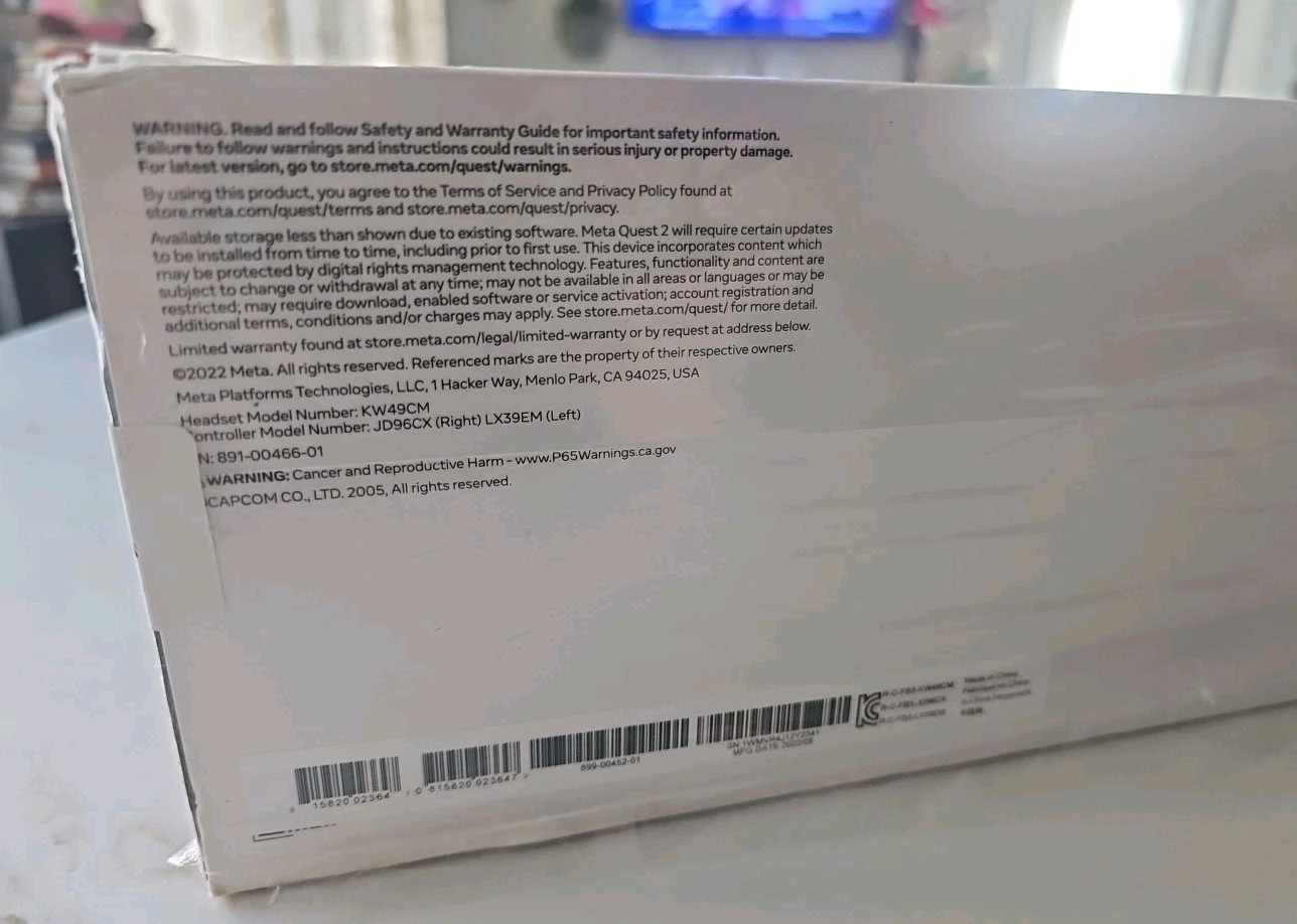 Oculus Quest 2 VR Headset 256GB White Resident Evil 4 Bundle NIB