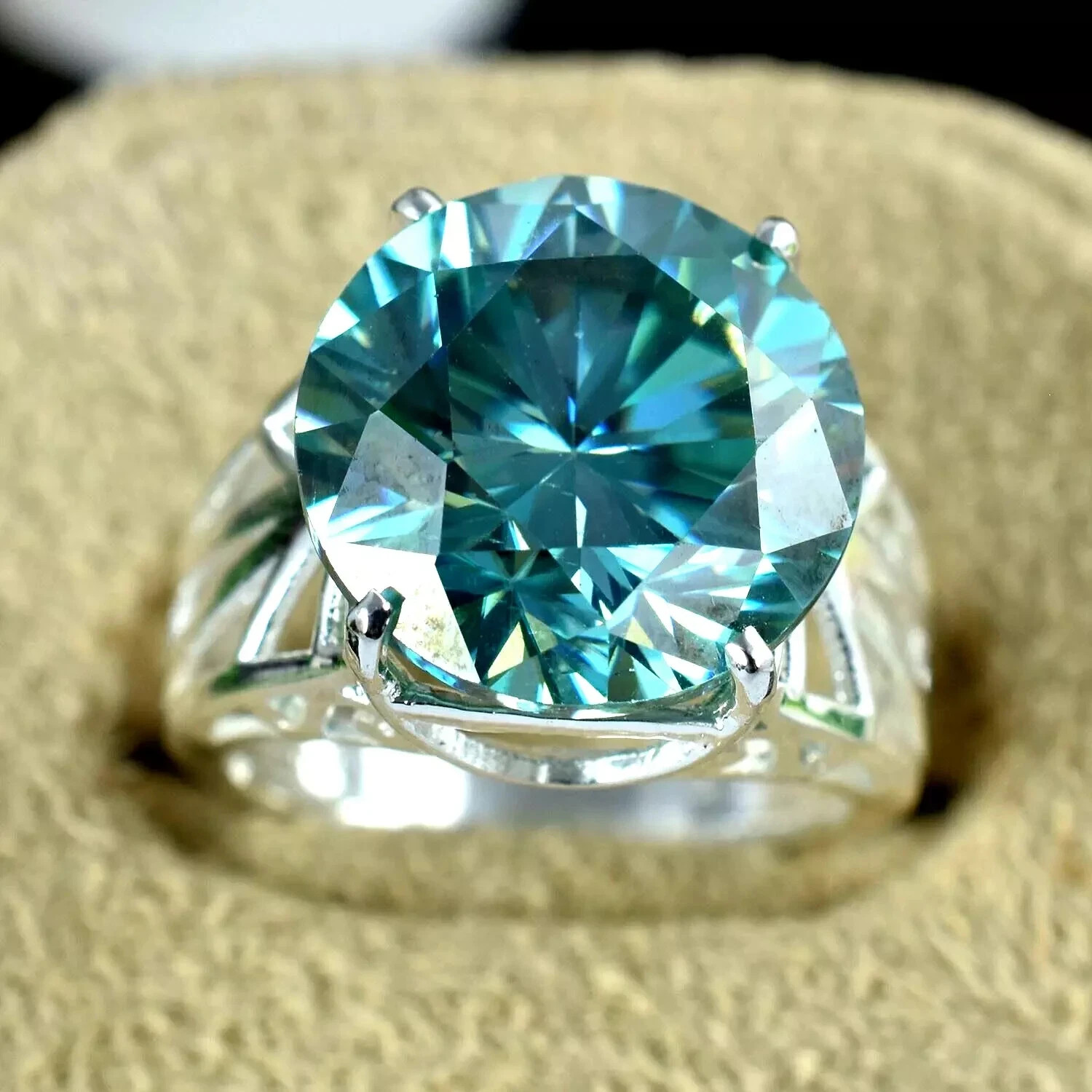 RARE 13.50 Ct Certified Round Cut Blue Treated Diamond Solitaire Ring 925 Silver