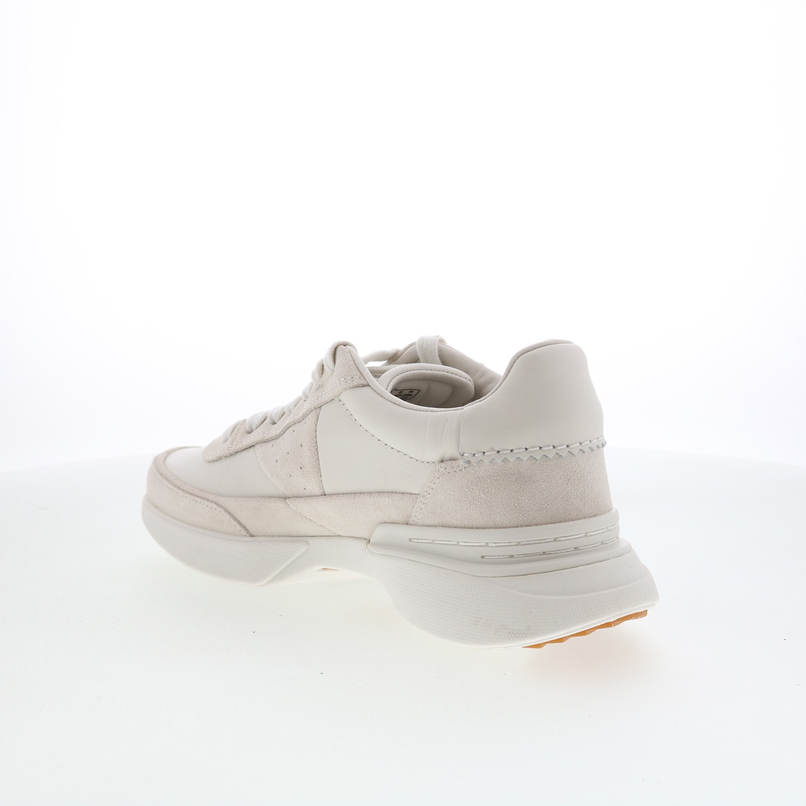 Clarks Craft Pace 26179691 Mens White Leather Lifestyle Sneakers Shoes