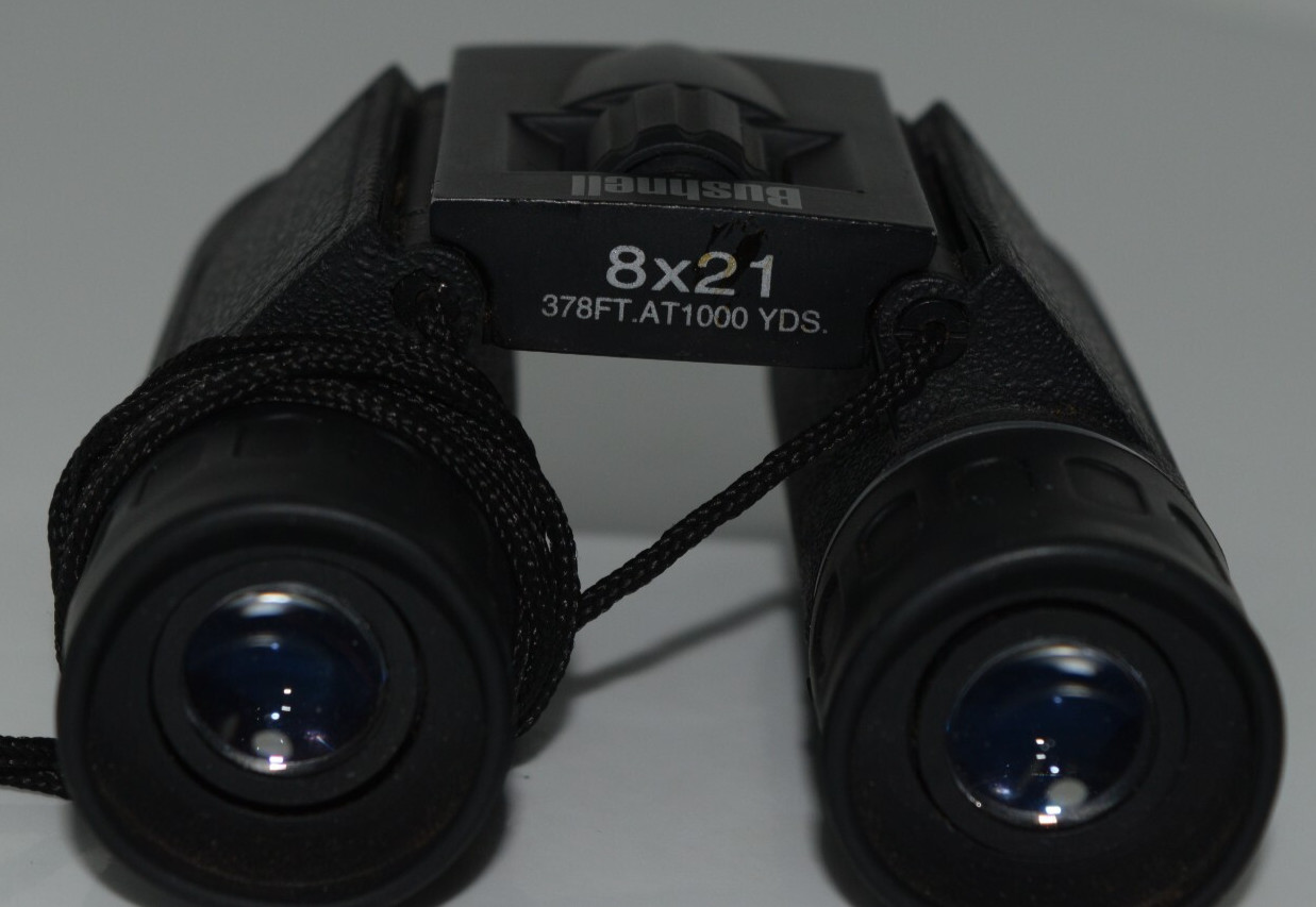 Bushnell  Binoculars  13-2514 Black PowerView 8x21 with  case