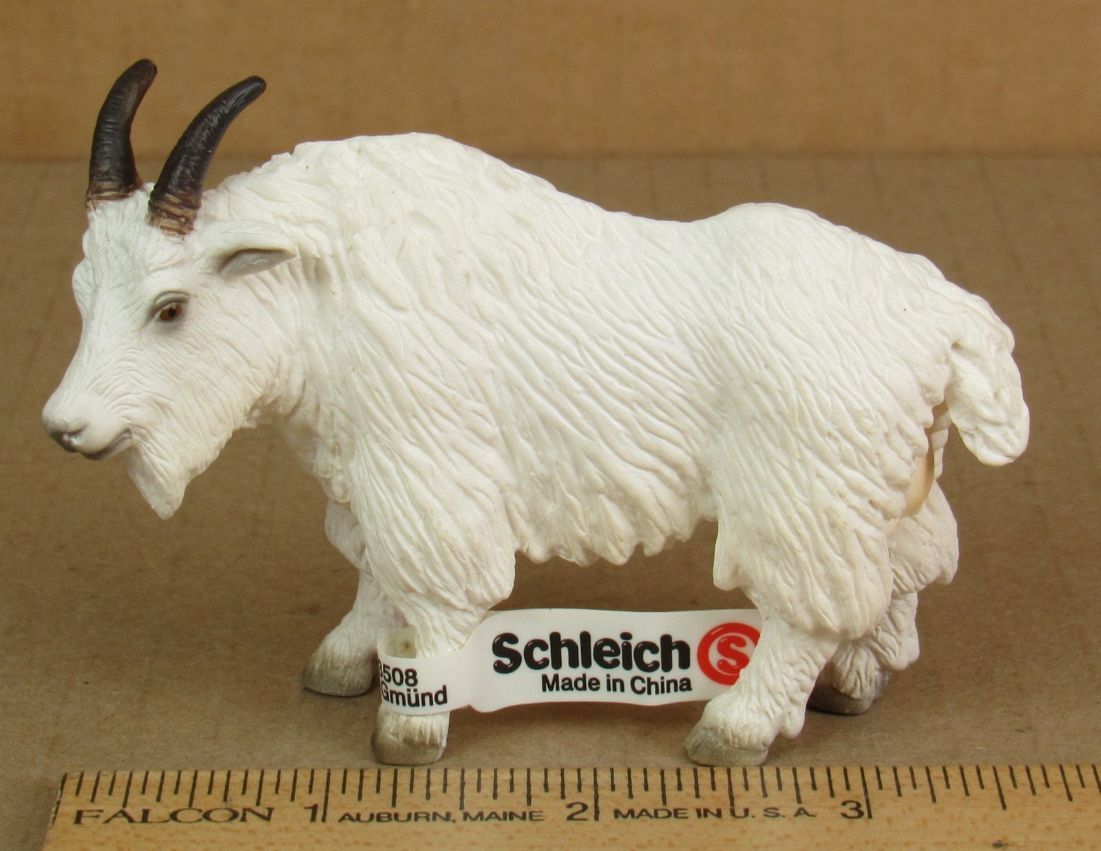 Schleich 14340 Mountain Goat *Retired/Farm Life/NWT*