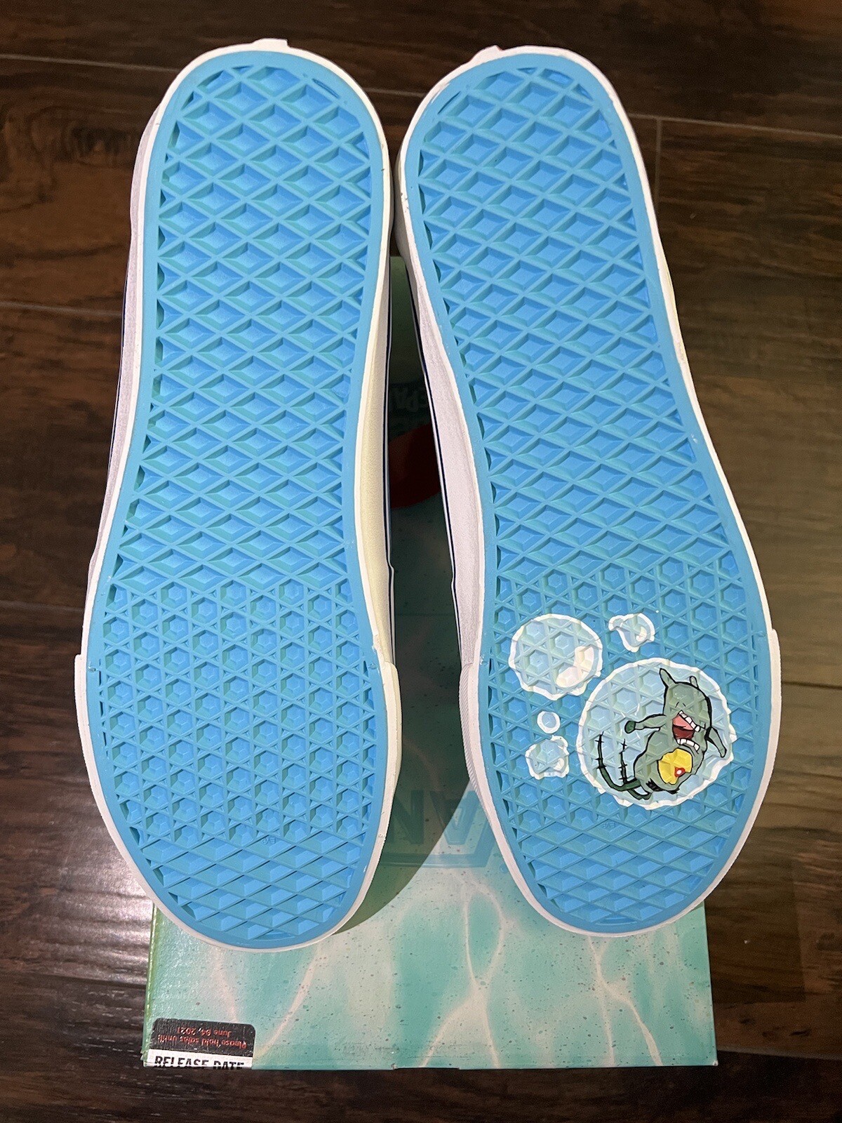 Vans SK8 Hi SpongeBob Imagination High Top Sneakers Vnoa32qgzaw Size 11.5