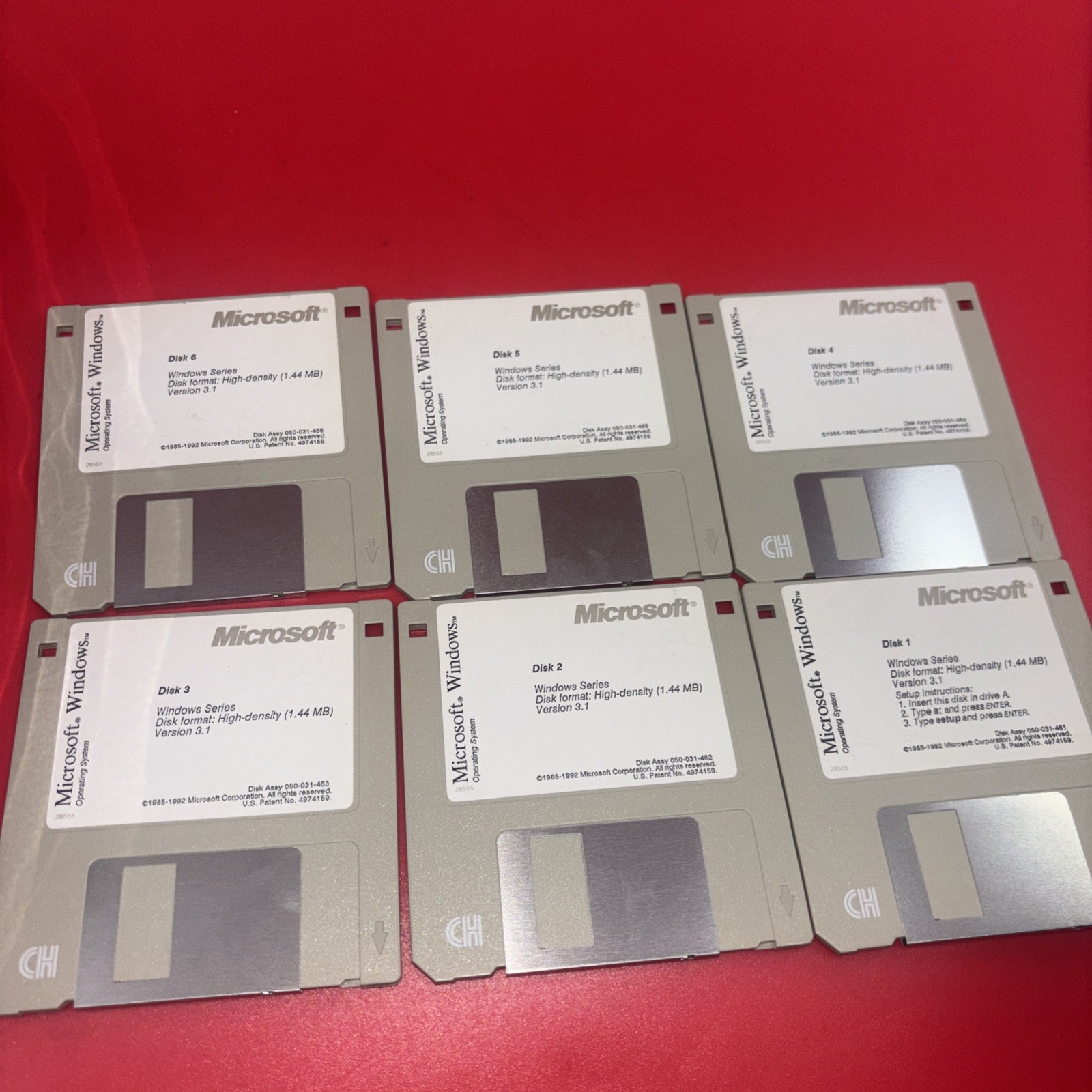 Microsoft Windows 3.1 on 3.5" 1.44MB Floppy Disk install - Retail (6 Disks)