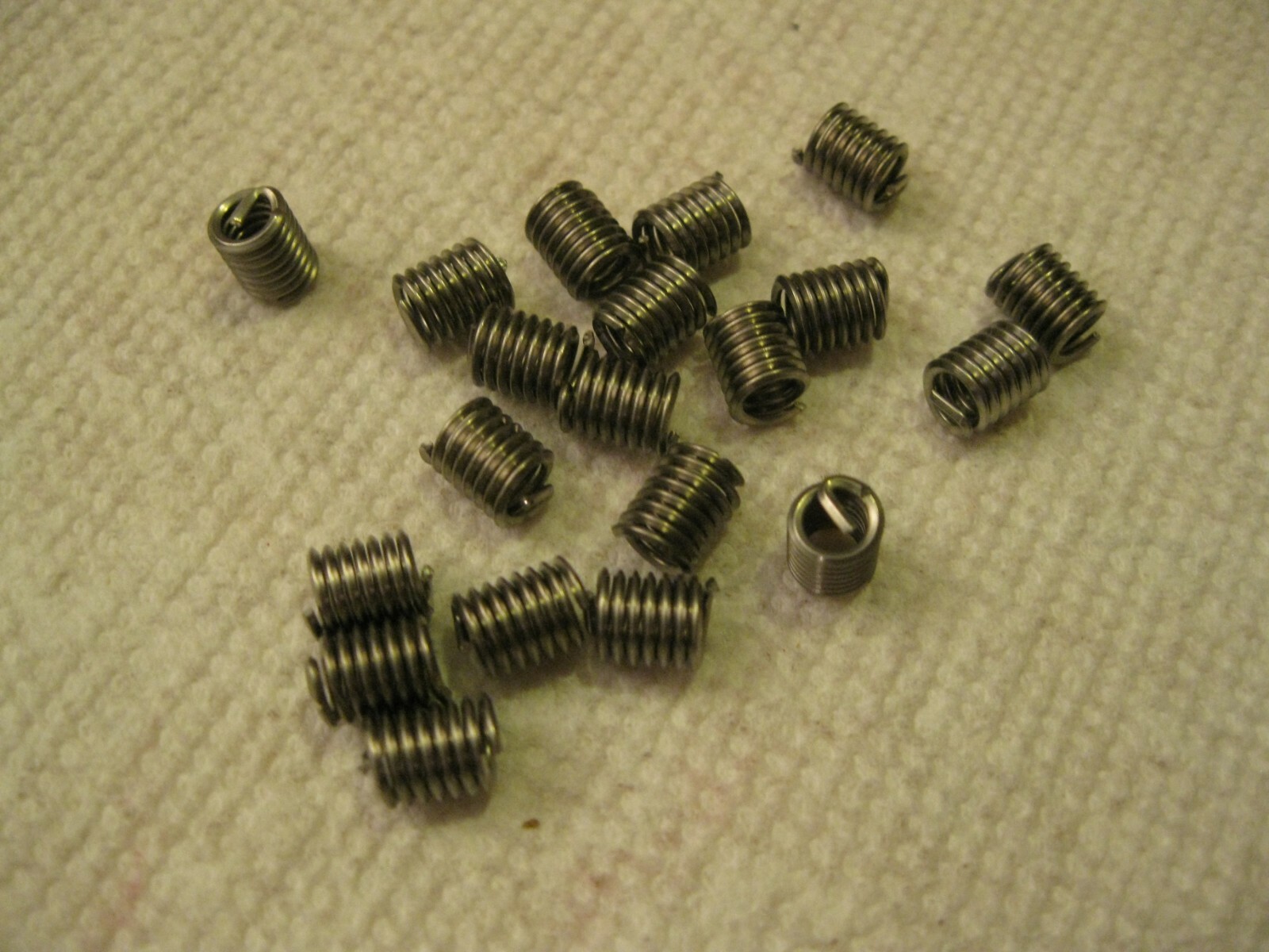 #10-24 x .38 Helicoil Free Running Screw Thread Insert 20pc Lot