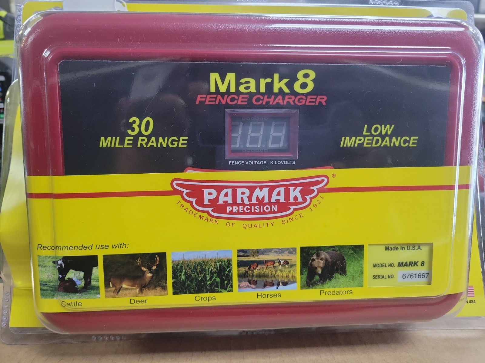 NEW PARMAK MARK 8 ELECTRIC FENCE CHARGER 110 VOLT 30 MILE CHARGER USA