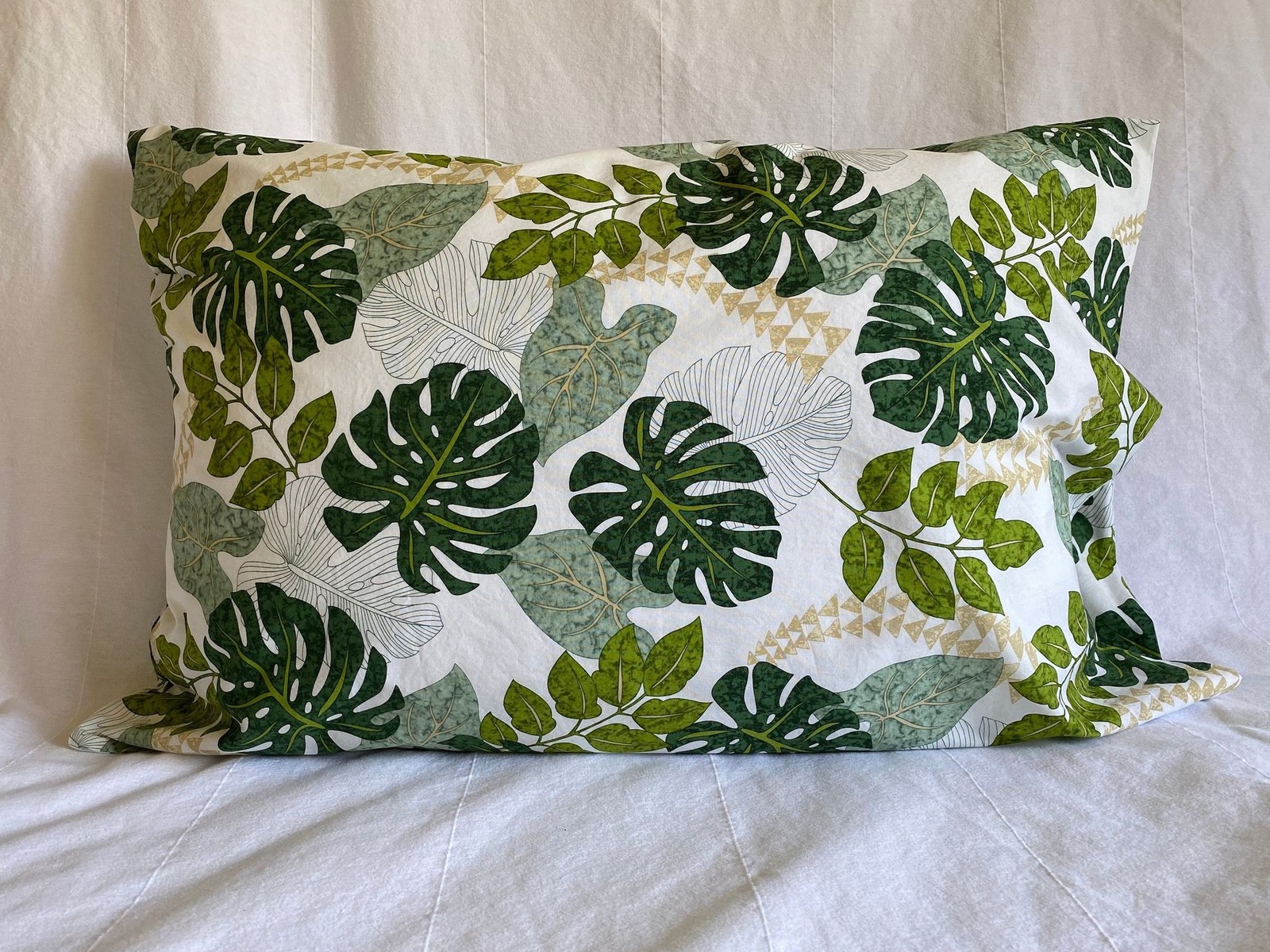 Cream Pillowcase with Tropical Leaves and Shark Tooth Pattern