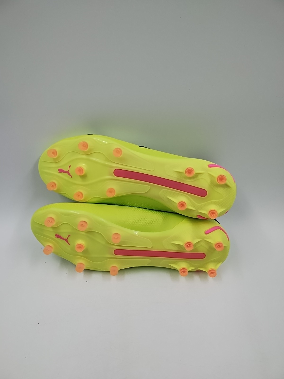 Puma Mens Size 7 KING ULTIMATE FG/AG Phenomenal Pack Lime Soccer Cleats (#O2-C5)