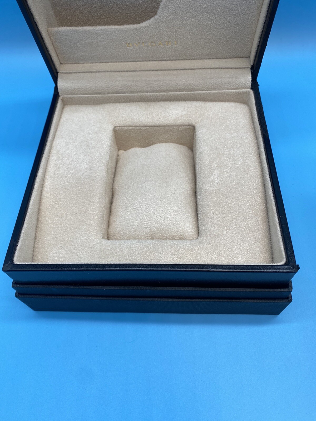 Authentic Brand New Bulgari Black Watch Box 2022