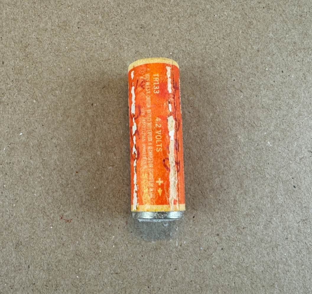 Rare Vintage Mallory Duracell TR133 Mercury Battery does not work
