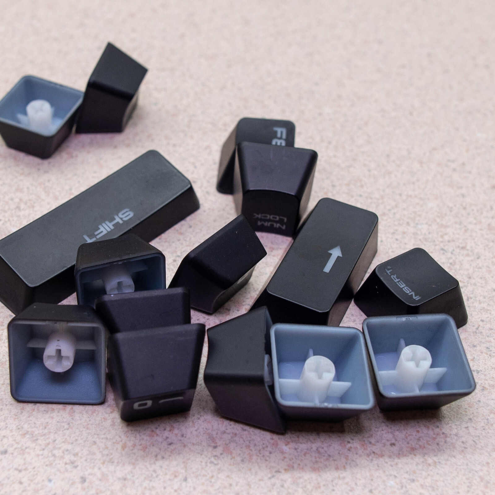 (SINGLE) Genuine Corsair Replacement Key for K95 RGB Platinum Gaming Keyboard