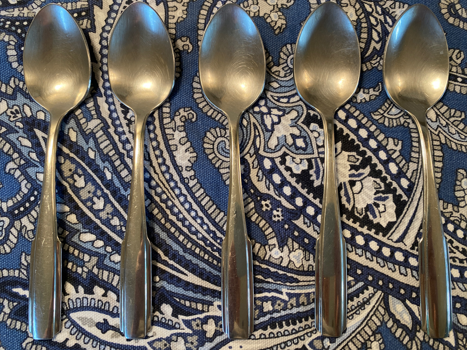 Oneida USA Fremont vintage stainless flatware 5 Teaspoons
