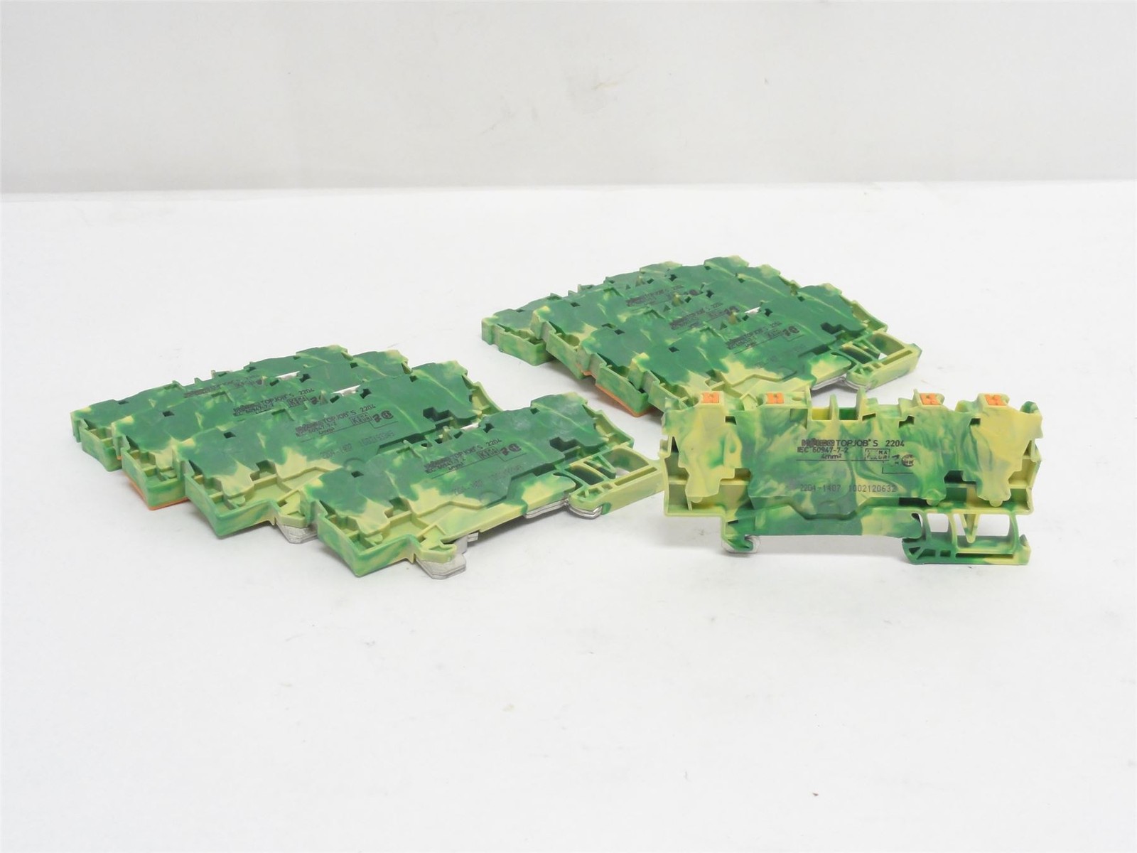 254331 Used; Wago 2204-1407 Lot-9; Terminal Block Connector; 4 Position