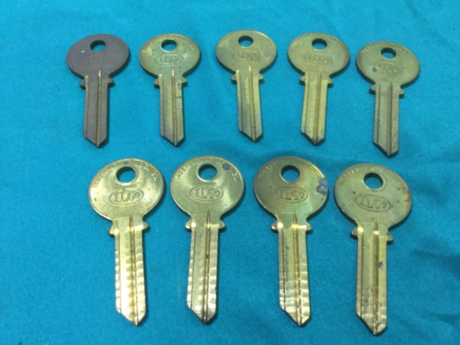 YALE 999GC by Ilco 5 pin Key Blanks, Set of 9 - Locksmith