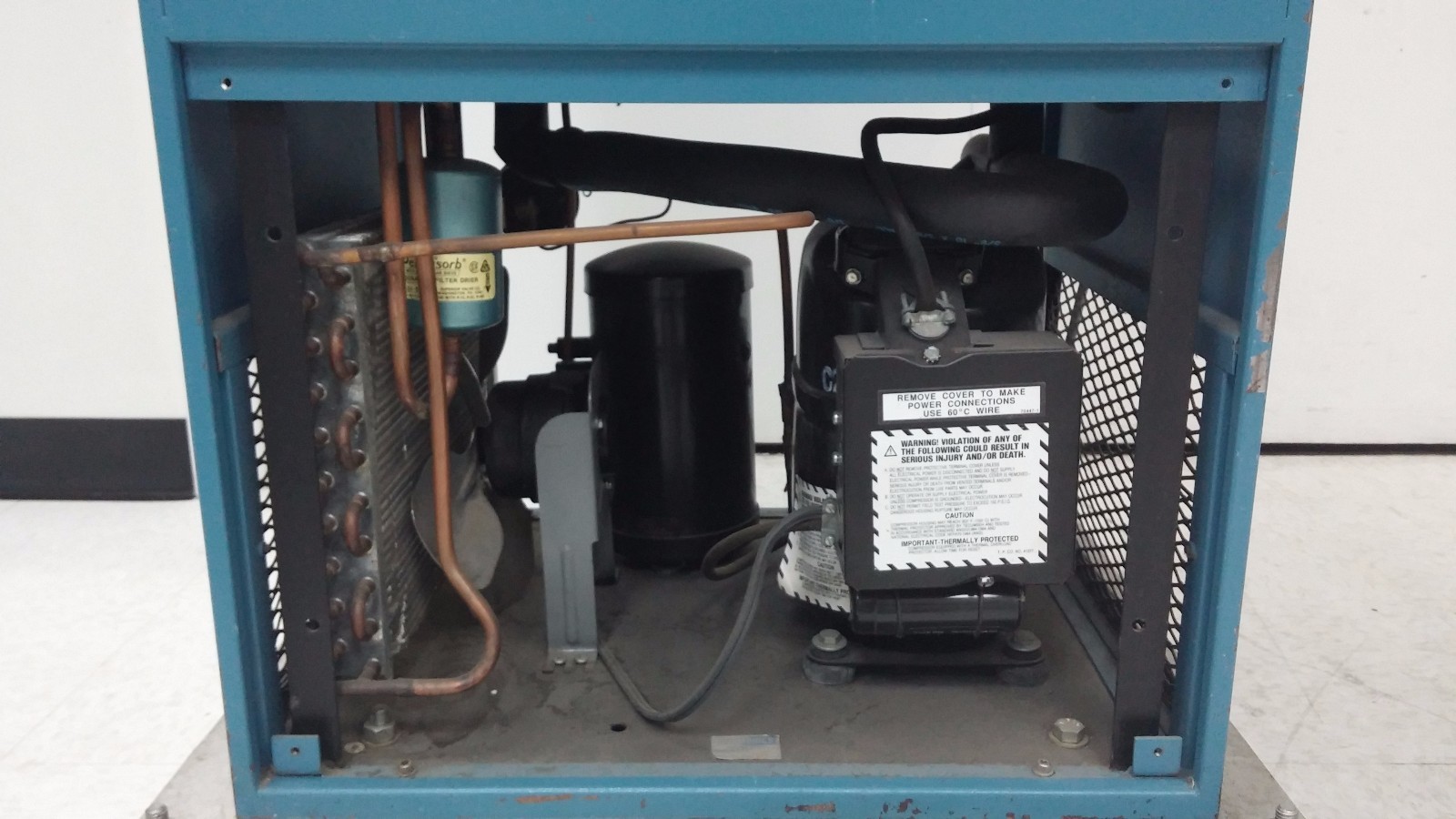 Thermonics T-2400R Temperature Forcing System