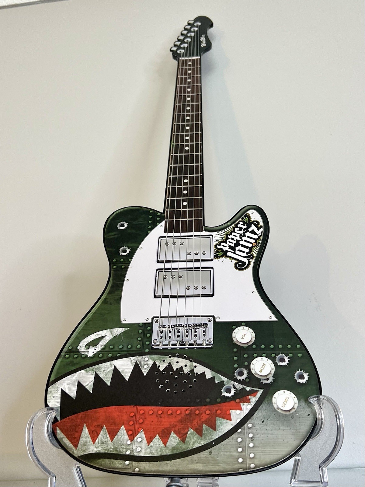 WOWWEE PAPER JAMS INSTANT ROCK STAR GUITAR SERIES 1  - GOOD CONDITION
