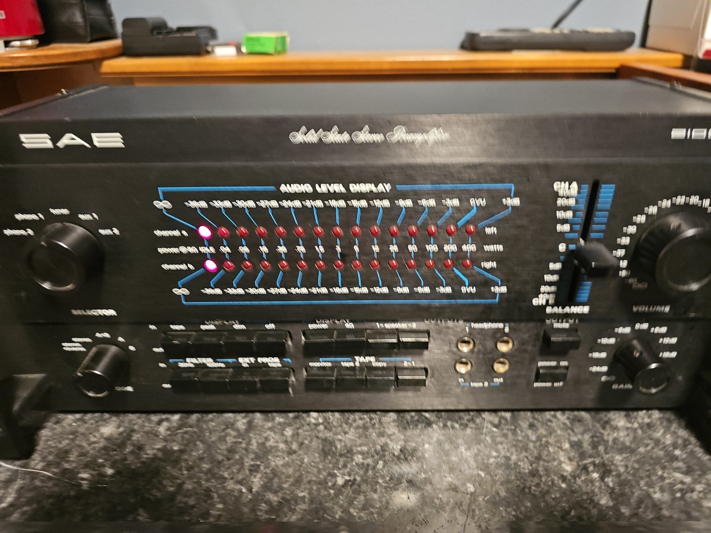 SAE 2100L Solid State Stereo Preamplifier With Original Box