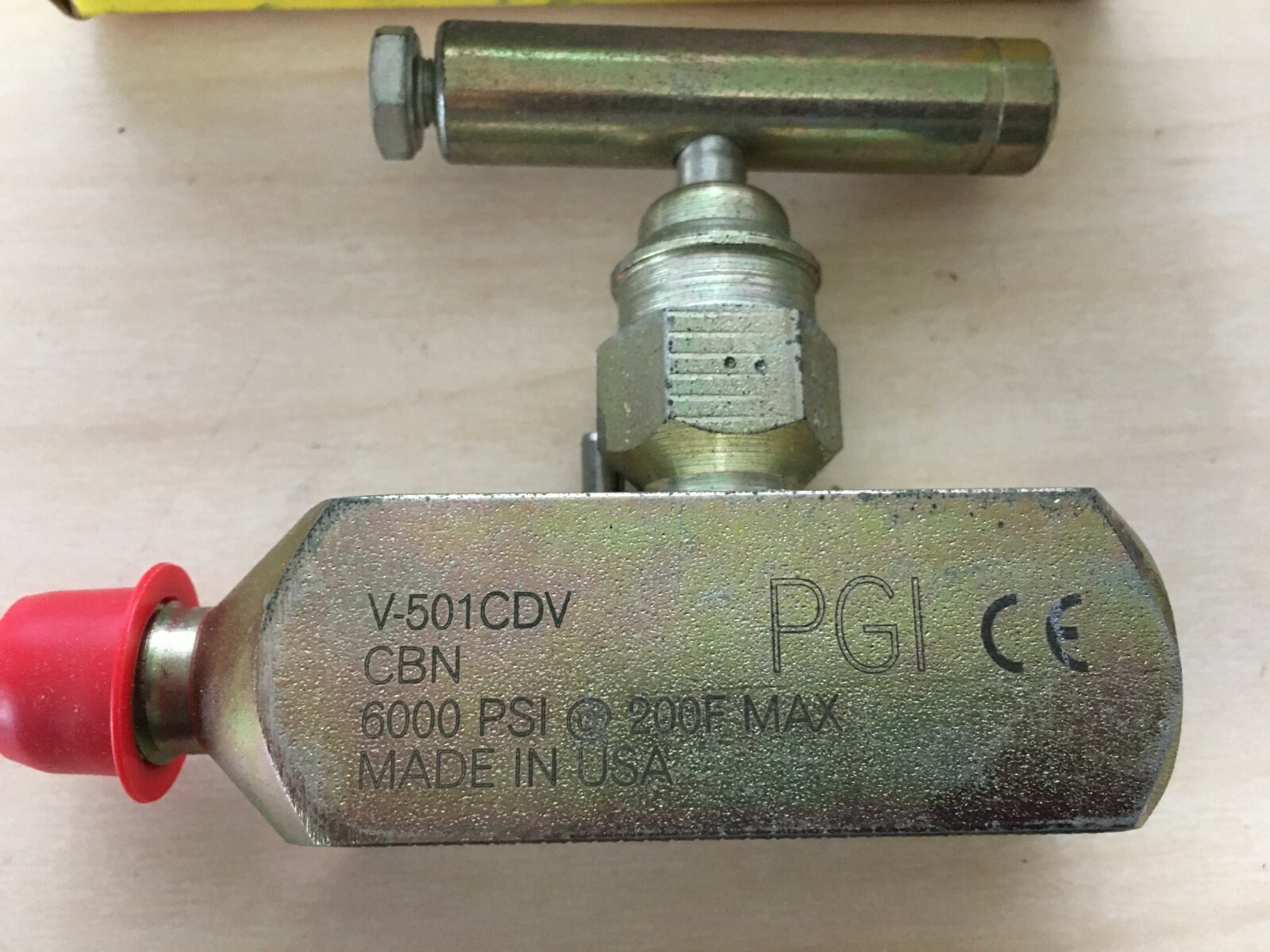 PGI V-501CDV 1/4" NEEDLE VALVE 6000PSI 200 F MAX