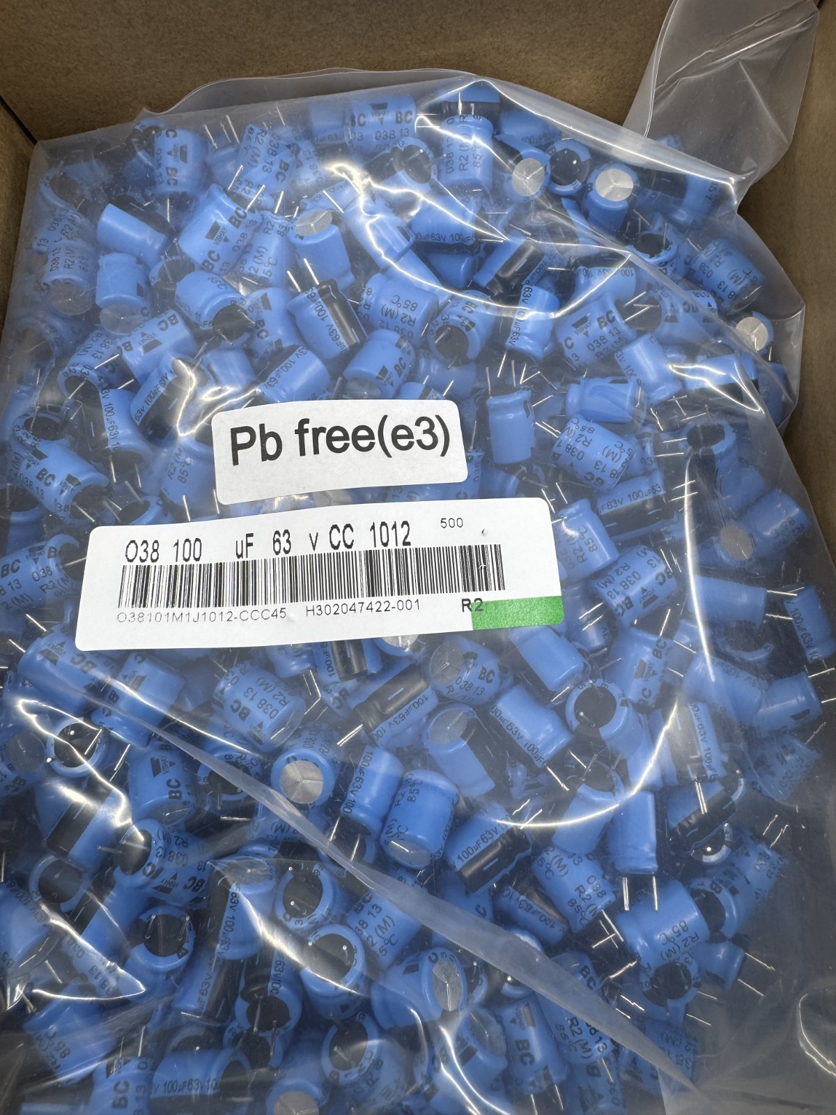 50X MAL203868101E3 VISHAY Aluminum Electrolytic Capacitor 100uF 63V Radial 10x12